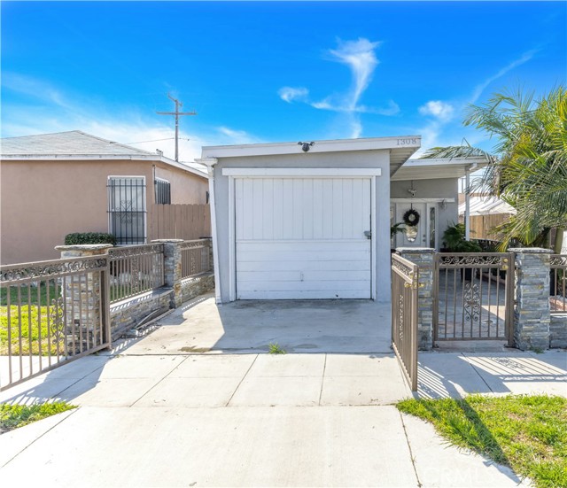 1308 W 34Th St, Long Beach, CA 90810