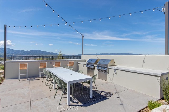 18147 Jupiter Lane, Saugus CA: https://media.crmls.org/medias/7819a35d-9a81-4ef9-8d18-068f52bace90.jpg