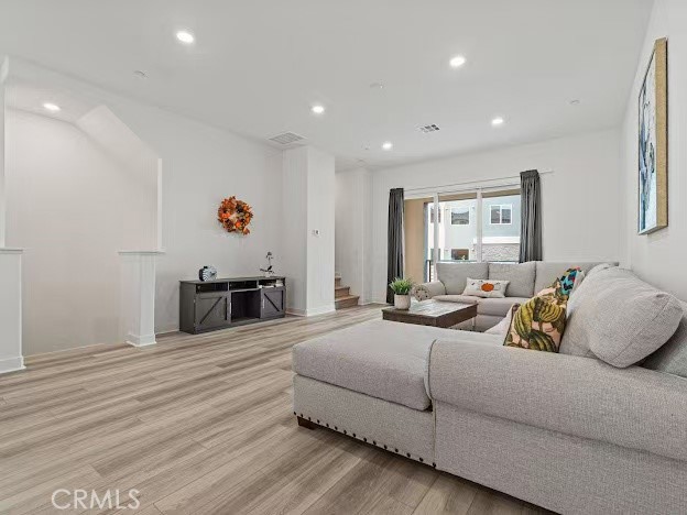 Detail Gallery Image 28 of 47 For 352 Tank, Irvine,  CA 92618 - 3 Beds | 3/1 Baths