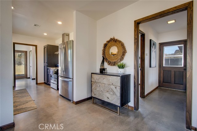 Detail Gallery Image 15 of 43 For 8575 Lobo Pass Rd, Joshua Tree,  CA 92252 - 2 Beds | 2 Baths