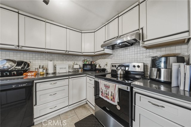 Detail Gallery Image 11 of 33 For 222 Del Luz Ct, Fairfield,  CA 94533 - 2 Beds | 1/1 Baths