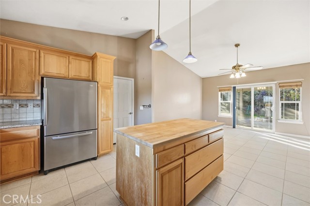 3856 Orillas Way, Atascadero CA: https://media.crmls.org/medias/781c6fde-8aaa-4f9f-9ca6-3a75f12abfde.jpg