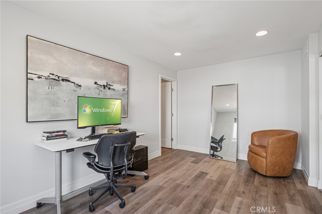 781c9a2b 5545 48ae 9699 B608237cb243