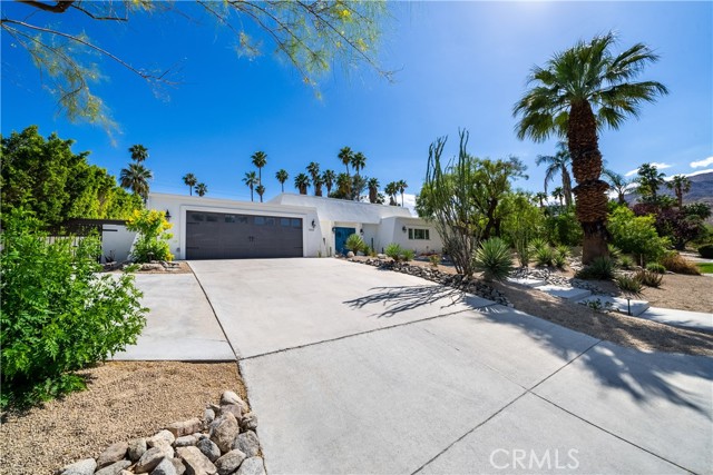 Detail Gallery Image 4 of 74 For 72917 Willow St, Palm Desert,  CA 92260 - 3 Beds | 2 Baths
