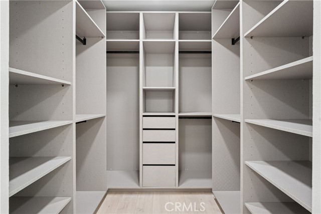 Detail Gallery Image 28 of 35 For 5330 Zelzah Ave #7,  Encino,  CA 91316 - 2 Beds | 2 Baths