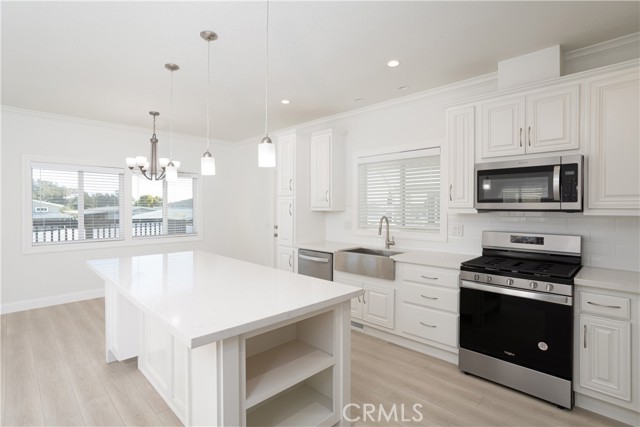 201 Five Cities Drive, Pismo Beach CA: https://media.crmls.org/medias/781d6647-6173-4459-a2a1-c566a5248ce1.jpg
