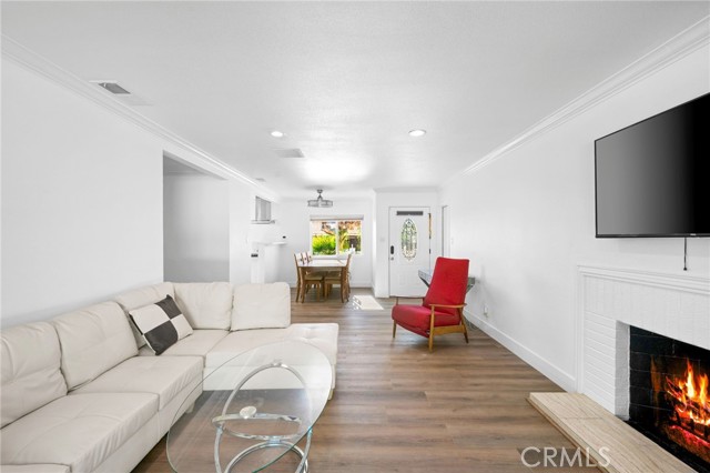 Detail Gallery Image 4 of 33 For 3760 E Calle San Antonio, Palm Springs,  CA 92264 - 3 Beds | 3 Baths