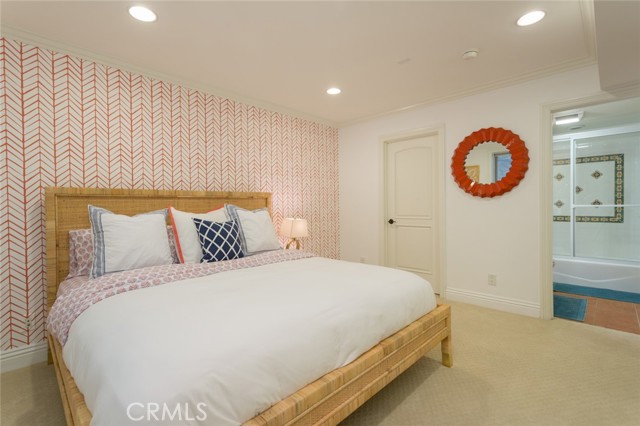 Detail Gallery Image 19 of 24 For 918 Monterey Bld, Hermosa Beach,  CA 90254 - 3 Beds | 3/1 Baths