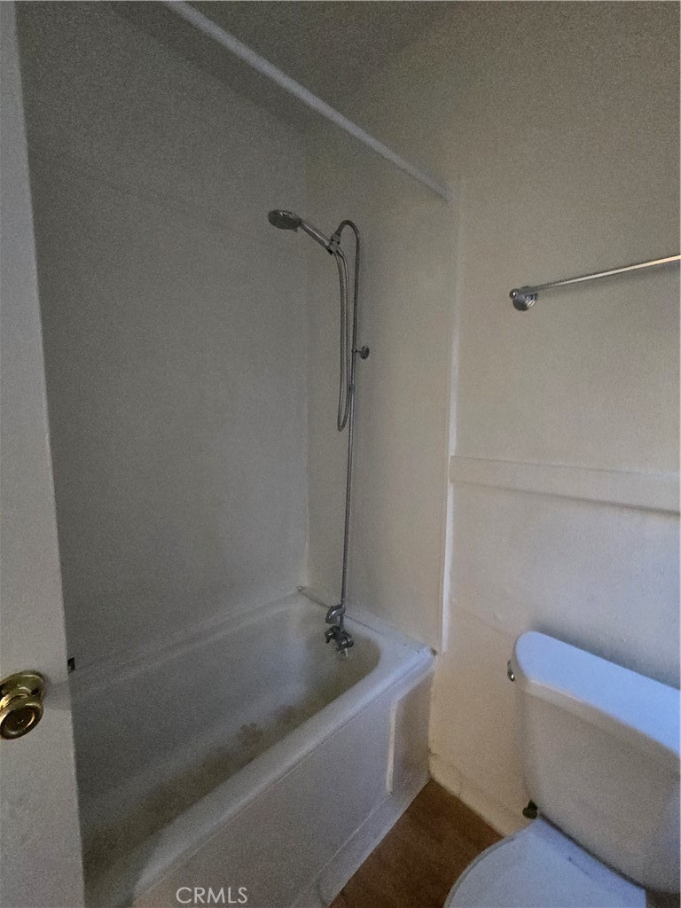https://media.crmls.org/medias/781f4765-21e3-477e-ad0c-cdcd07a677c8.jpg?preset=X-Large