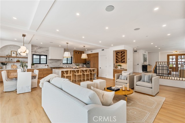 3517 Walnut Avenue, Manhattan Beach, California 90266, 5 Bedrooms Bedrooms, ,5 BathroomsBathrooms,Residential,For Sale,Walnut,SB25177101