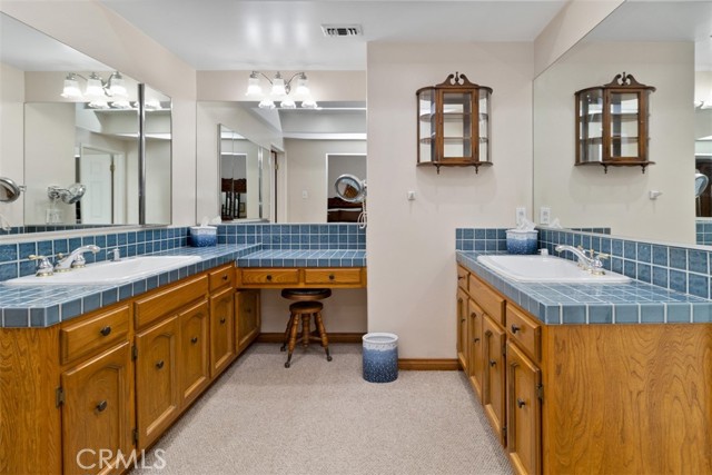 Double Sinks Primary Suite