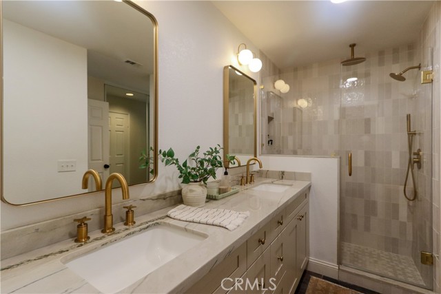 Detail Gallery Image 9 of 19 For 38 via Contento, Rancho Santa Margarita,  CA 92688 - 2 Beds | 2 Baths