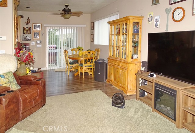 2097 Fox Lane, Big Bear City CA: https://media.crmls.org/medias/78200158-88a9-4389-9c1b-203b272f7d6f.jpg