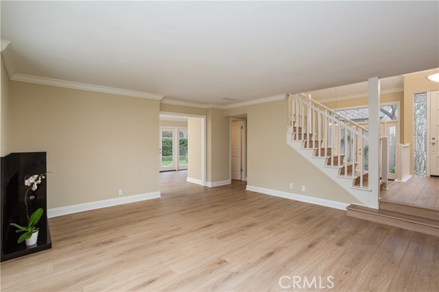 520 Laver Way, Newport Beach CA: https://media.crmls.org/medias/7820e5d5-3122-4ebb-847c-67fbbf722a73.jpg