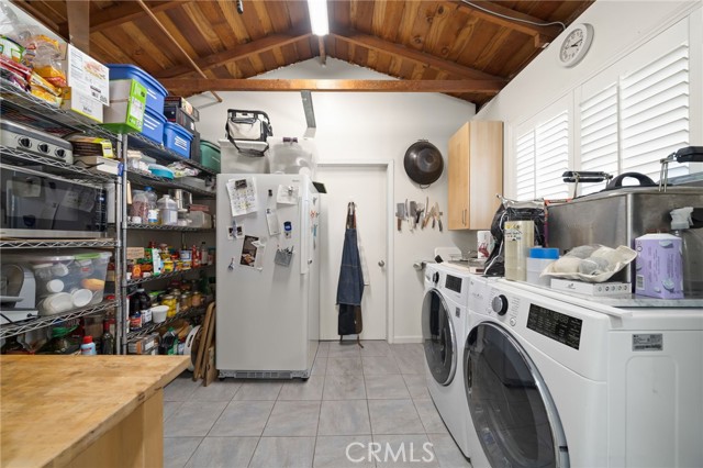 Detail Gallery Image 27 of 37 For 5330 Kirtland, Lakewood,  CA 90713 - 4 Beds | 2 Baths