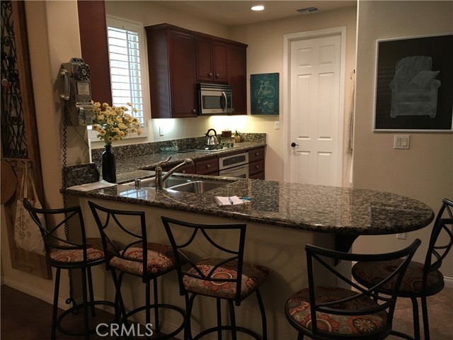 Detail Gallery Image 2 of 21 For 80836 Calle Azul, La Quinta,  CA 92253 - 3 Beds | 2/1 Baths