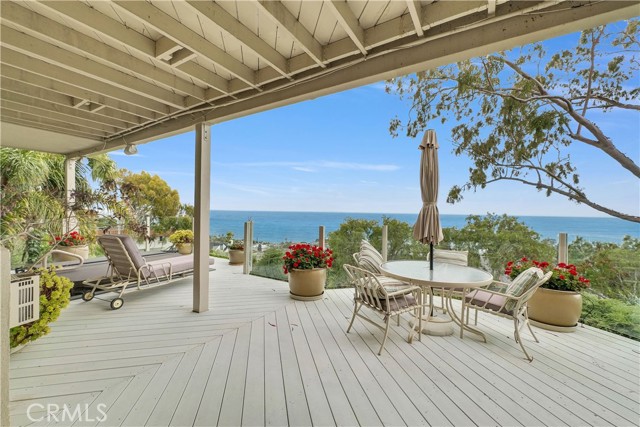 537 Dunnegan Place, Laguna Beach CA: https://media.crmls.org/medias/7821b098-cf1c-4cf1-b433-8ddea0dfc5cd.jpg
