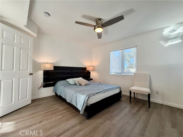 Detail Gallery Image 5 of 35 For 3585 Ambrose Cir #1,  Corona,  CA 92882 - 3 Beds | 2/1 Baths