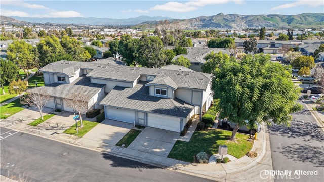 Detail Gallery Image 34 of 39 For 1761 Forum Way #D,  Corona,  CA 92881 - 3 Beds | 2/1 Baths