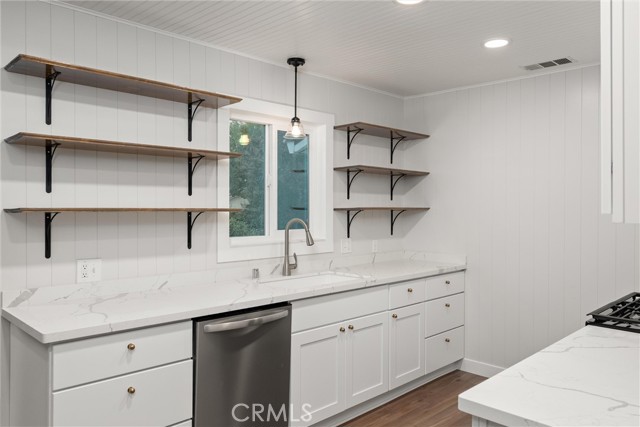 Detail Gallery Image 15 of 61 For 2279 North Ave, Chico,  CA 95926 - 4 Beds | 2 Baths