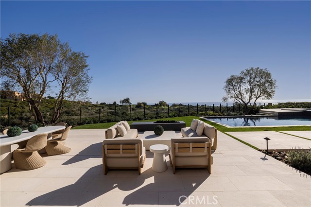 Detail Gallery Image 36 of 48 For 24 Fairway, Newport Coast,  CA 92657 - 6 Beds | 7/2 Baths