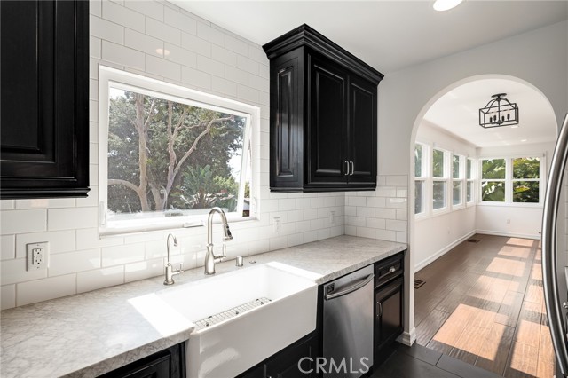 257 Vista Del Parque, Redondo Beach, California 90277, 3 Bedrooms Bedrooms, ,1 BathroomBathrooms,Residential,Sold,Vista Del Parque,SB23149289