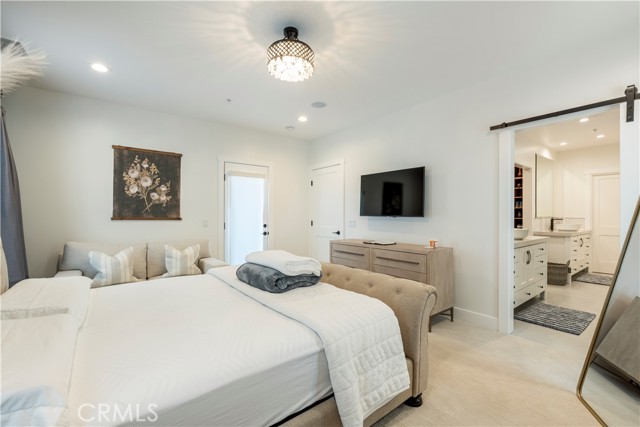 23670 Shirwaun, Apple Valley CA: https://media.crmls.org/medias/78261aec-5211-4077-80bf-0a94828082d3.jpg