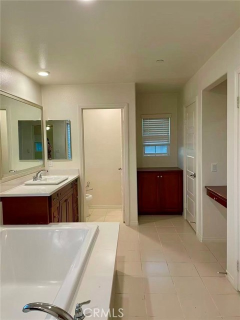 Detail Gallery Image 12 of 25 For 13173 Stanton Dr, Rancho Cucamonga,  CA 91739 - 5 Beds | 3 Baths