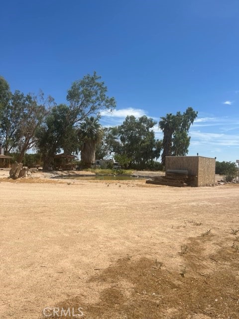 Detail Gallery Image 7 of 14 For 39100 Desert View Rd, Newberry Springs,  CA 92398 - 3 Beds | 2 Baths