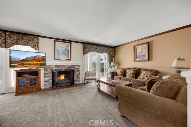 Detail Gallery Image 4 of 19 For 308 Eagle Dr, Placentia,  CA 92870 - 4 Beds | 2 Baths