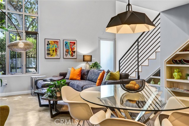 Detail Gallery Image 13 of 31 For 1120 N El Centro #5,  Los Angeles,  CA 90038 - 2 Beds | 2/1 Baths