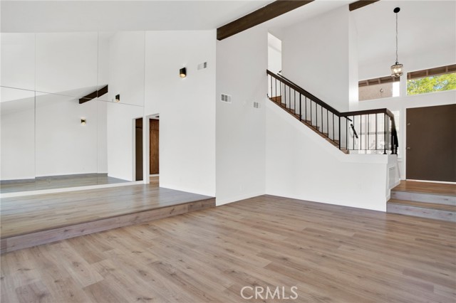 23310 Park Sorrento, Calabasas CA: https://media.crmls.org/medias/7828e9de-1039-4ed1-9cdf-c713a85a7334.jpg