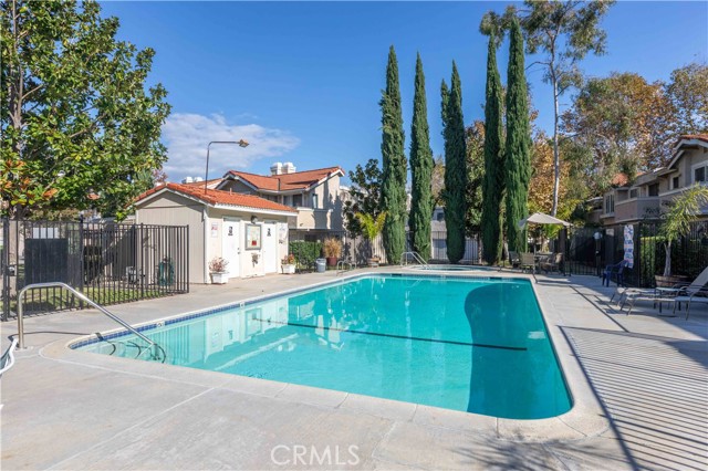 Detail Gallery Image 24 of 28 For 2044 Choctaw Dr, West Covina,  CA 91791 - 3 Beds | 2/1 Baths