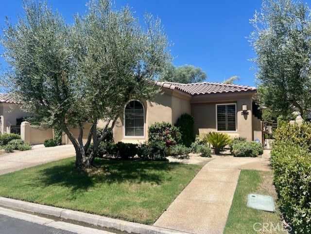 Detail Gallery Image 2 of 24 For 79590 Baya, La Quinta,  CA 92253 - 3 Beds | 3 Baths