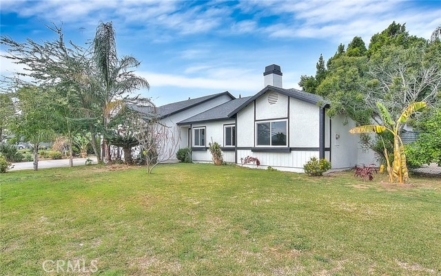 Detail Gallery Image 5 of 58 For 19182 Ash, Bloomington,  CA 92316 - 4 Beds | 2 Baths