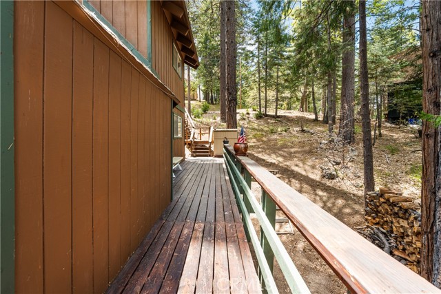 Detail Gallery Image 29 of 36 For 26522 Thunderbird Dr, Lake Arrowhead,  CA 92352 - 3 Beds | 2/1 Baths