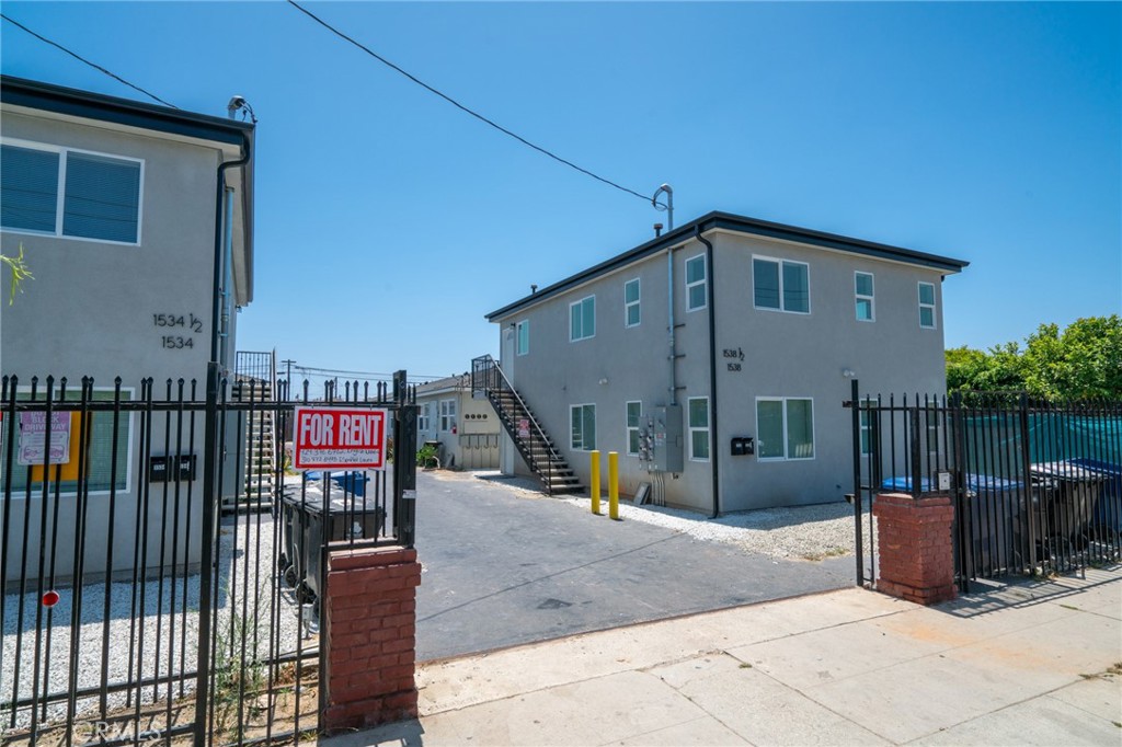 MLS #OC25168737 image #4