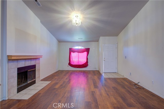 Detail Gallery Image 5 of 36 For 140 Watertown Dr, Merced,  CA 95341 - 3 Beds | 2 Baths