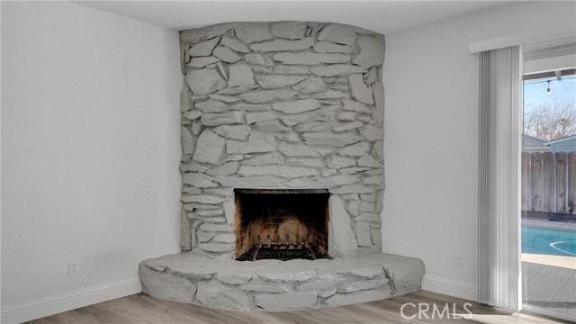 Image 7 of 28 For 2060 Loyola Way
