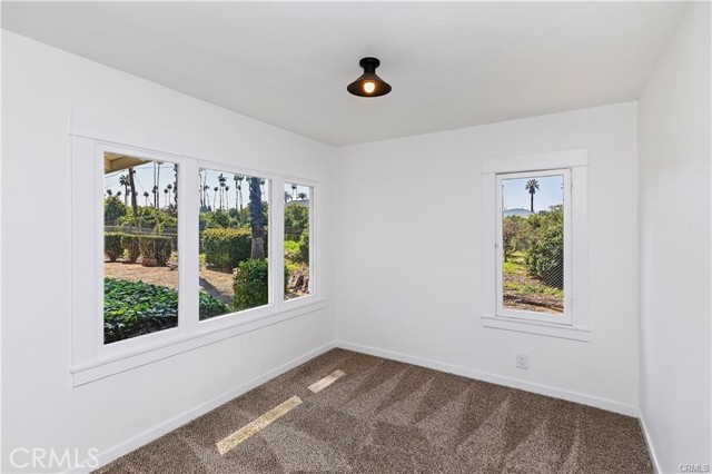 Detail Gallery Image 5 of 15 For 8615 Dufferin Ave, Riverside,  CA 92504 - 2 Beds | 1 Baths