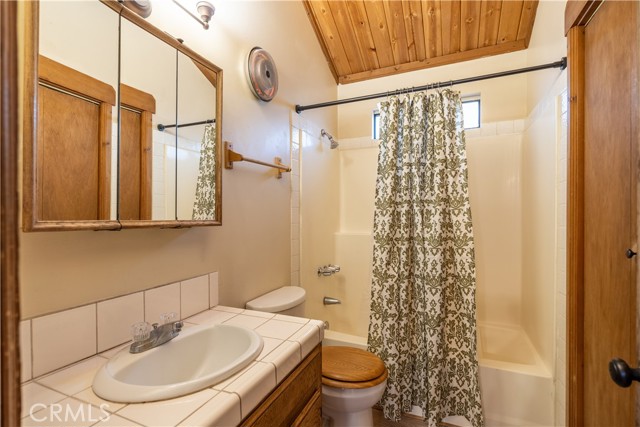 Detail Gallery Image 16 of 28 For 110 Pine View Dr, Big Bear City,  CA 92314 - 2 Beds | 1 Baths
