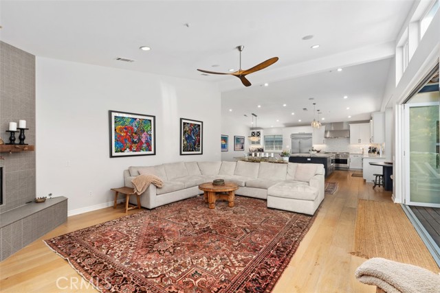 2308 S Ola Vista, San Clemente CA: https://media.crmls.org/medias/782e2092-58d3-4e21-b15a-42fdaf9b8581.jpg