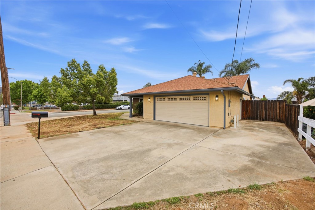 13240 Olive Tree Lane