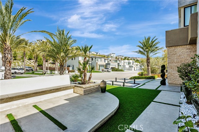 20532 W Birmingham Way, Porter Ranch CA: https://media.crmls.org/medias/782e6b09-67c9-411b-9599-d87820b44925.jpg