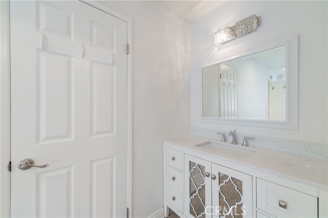 Detail Gallery Image 4 of 23 For 61 Greenfield #68,  Irvine,  CA 92614 - 2 Beds | 1 Baths