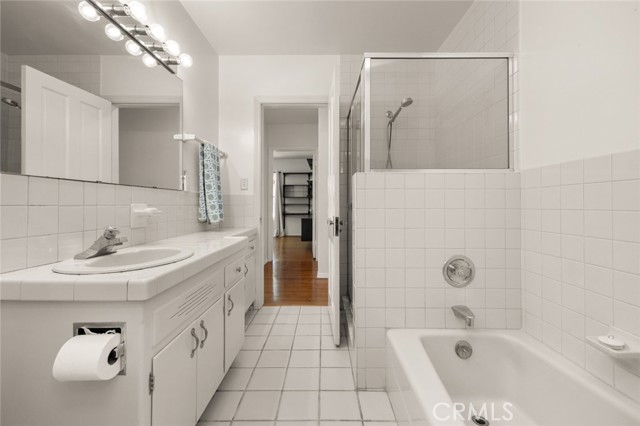 Image 28 of 41 For 5422 Harvey Way