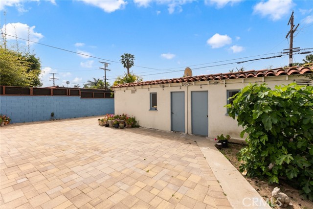 1119 S S Crescent Heights Boulevard, Los Angeles CA: https://media.crmls.org/medias/782fd6b7-d6c1-4cbd-b539-96c22b30c4a5.jpg