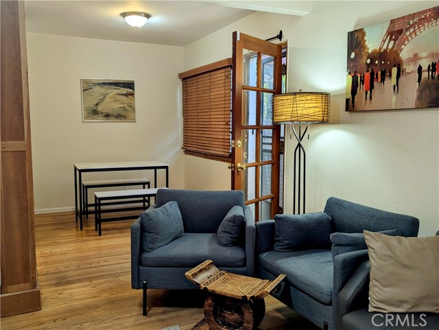 Detail Gallery Image 49 of 52 For 15123 Killion St, Sherman Oaks,  CA 91411 - 3 Beds | 1 Baths