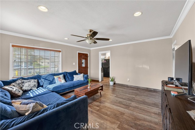 Detail Gallery Image 9 of 37 For 4049 Martin Luther King Jr, Lynwood,  CA 90262 - 3 Beds | 2 Baths