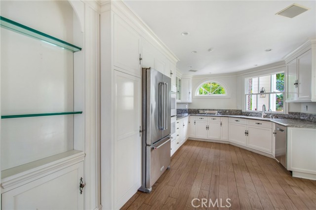 Detail Gallery Image 20 of 48 For 2163 Crestview Dr, Laguna Beach,  CA 92651 - 3 Beds | 2/1 Baths